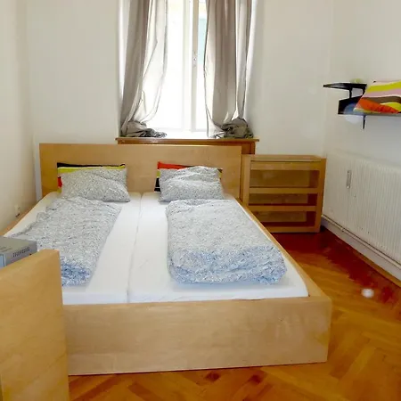 Jakominiplatz Apartamento